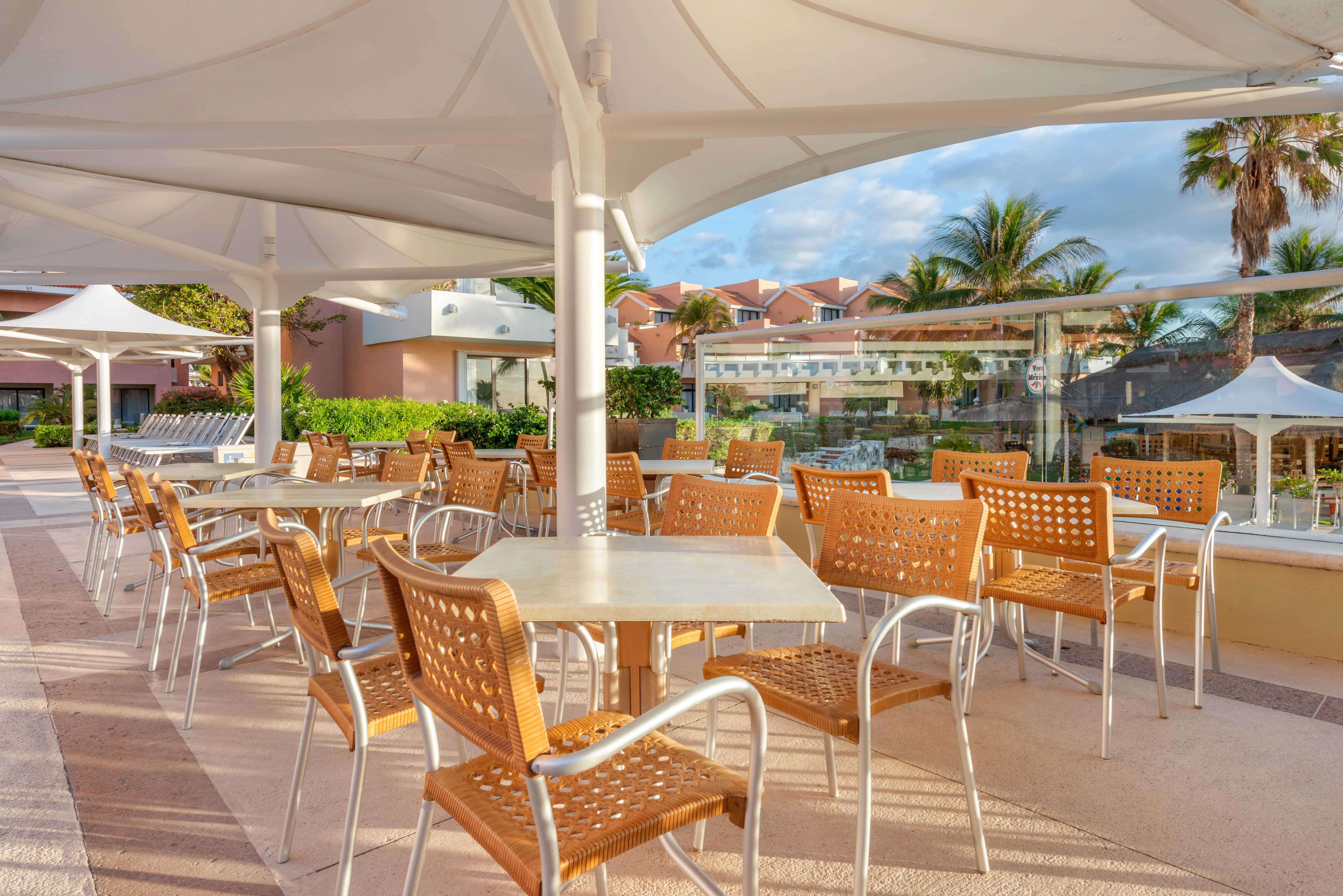 Wyndham Grand Cancun All Inclusive Resort & Villas Экстерьер фото