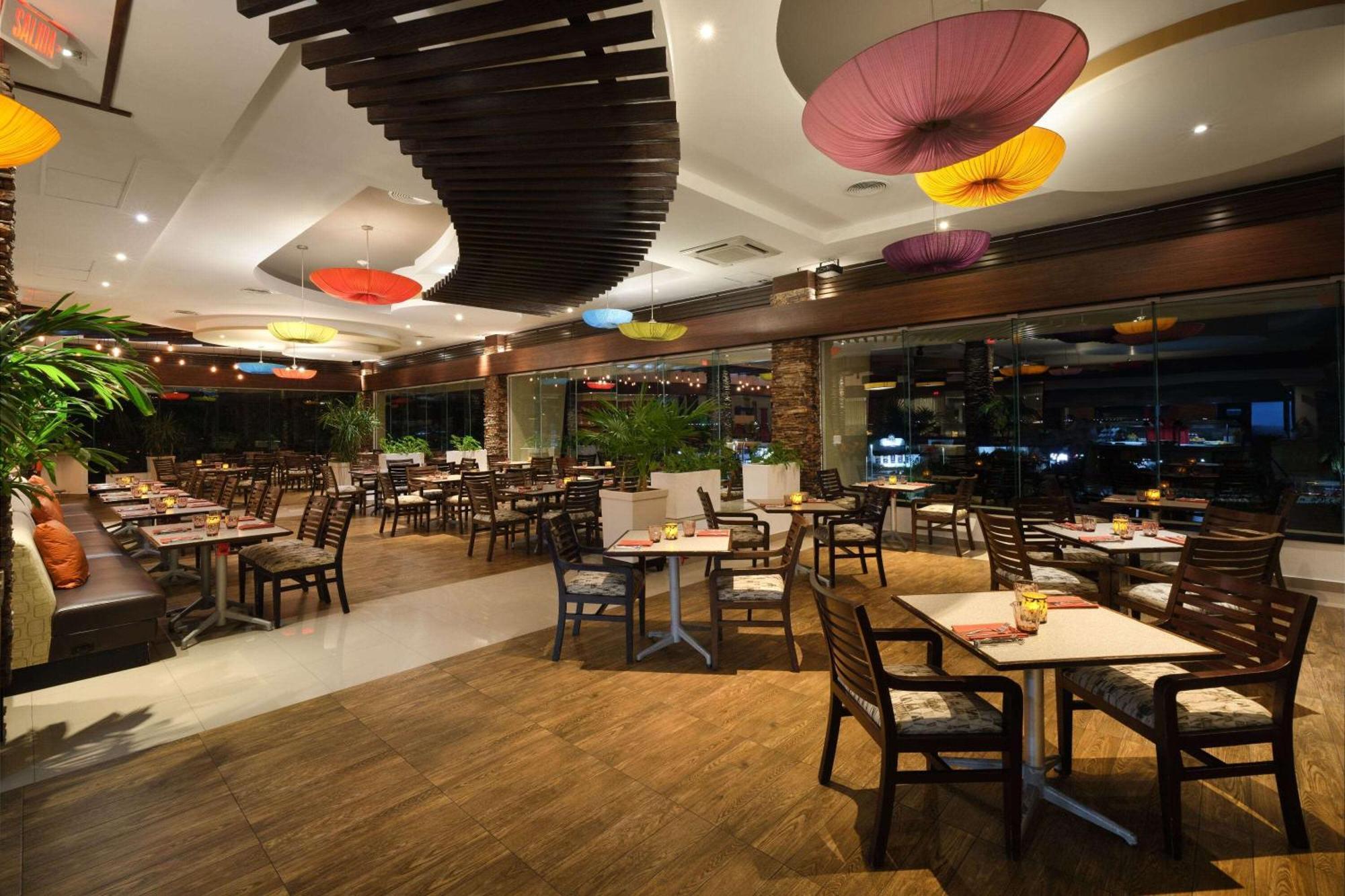 Wyndham Grand Cancun All Inclusive Resort & Villas Экстерьер фото